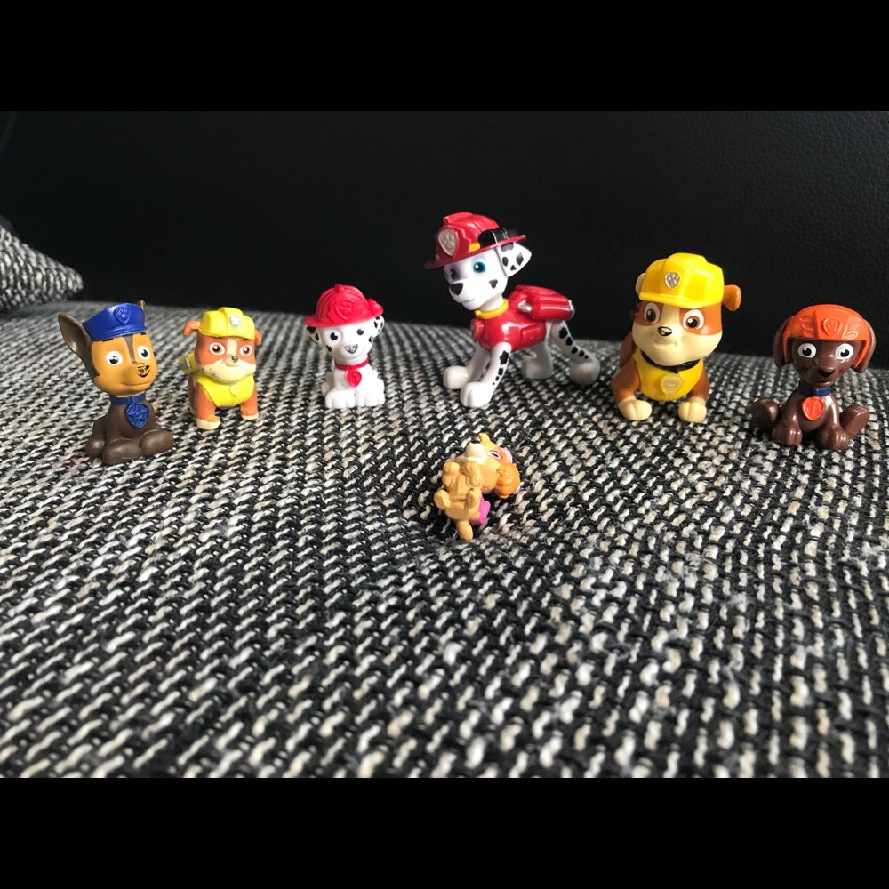 Paw patrol set of characters
